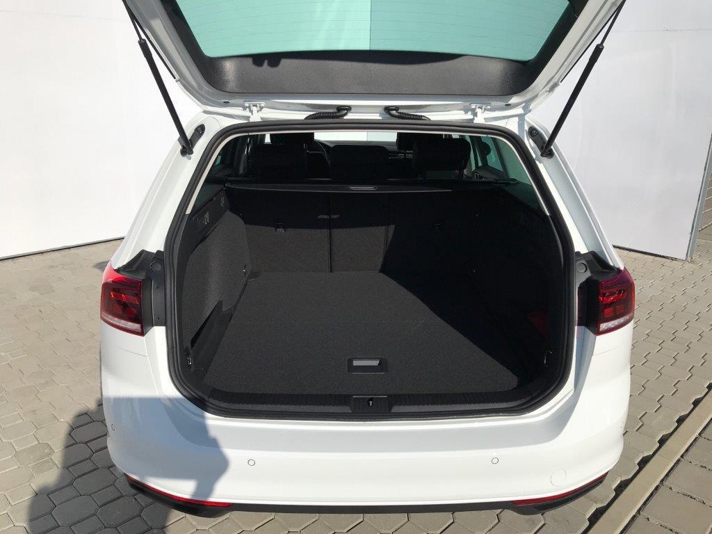 Volkswagen Passat Variant Business  1,5TSI / 110kW